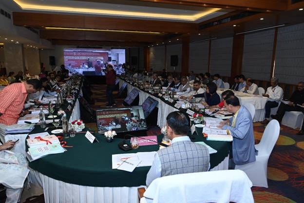 Dr. Mansukh Mandaviya Chairs 196th Meeting of ESIC at Shimla, Himachal Pradesh
